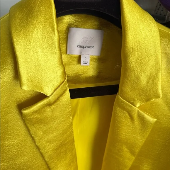 Cinq a Sept Vibrant Yellow Blazer - Picture 1 of 3